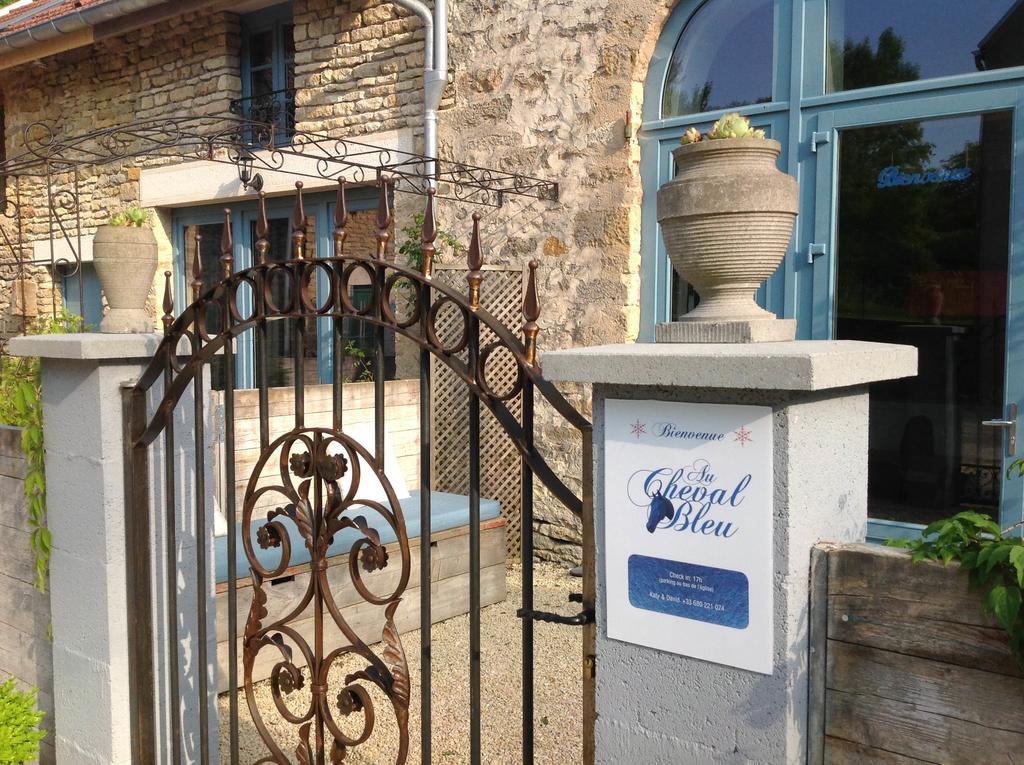 Au Cheval Bleu Acomodação com café da manhã Fontenay-près-Vézelay Exterior foto