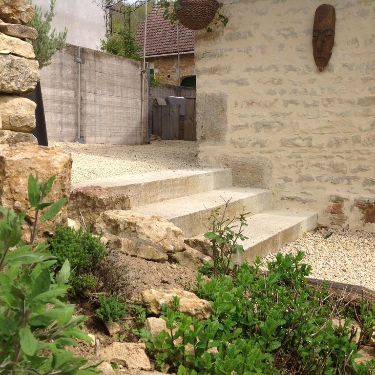 Au Cheval Bleu Acomodação com café da manhã Fontenay-près-Vézelay Exterior foto