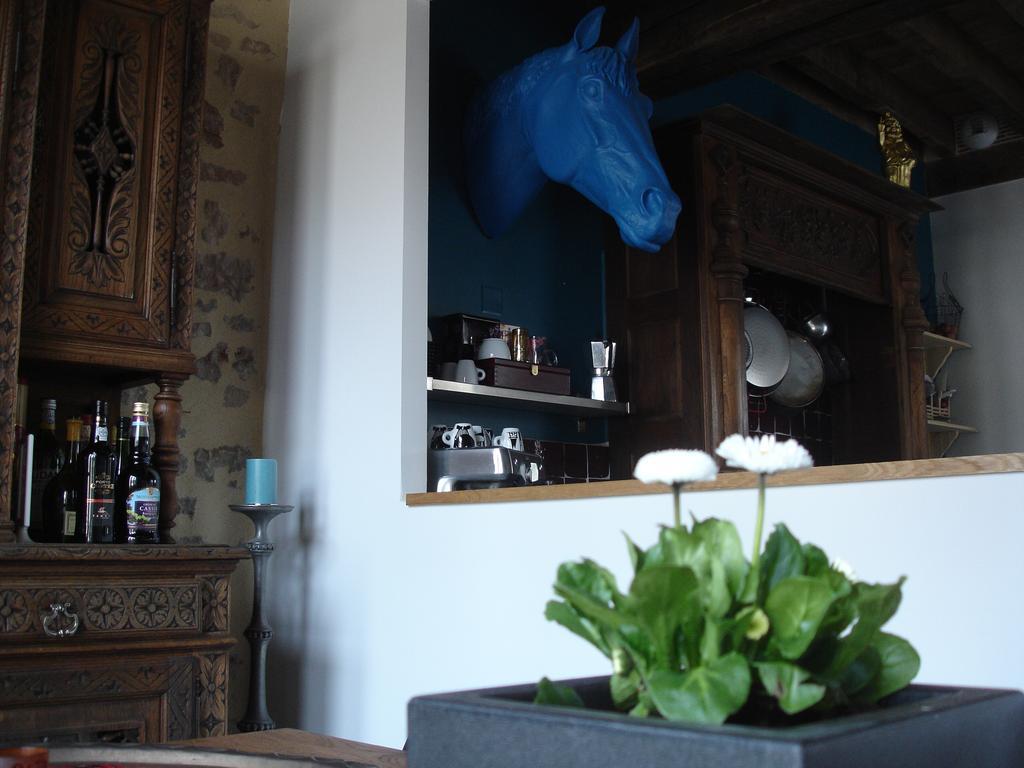 Au Cheval Bleu Acomodação com café da manhã Fontenay-près-Vézelay Exterior foto